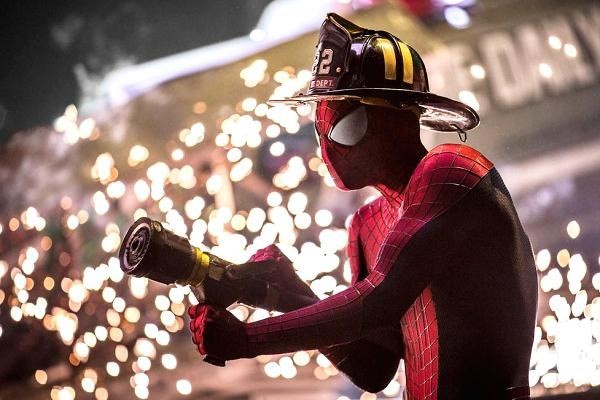 2 Mayıs'ta gösterime giren "Amazing Spider-Man 2" Hollywood'da yaz filmleri sezonunu başlatmış oldu.