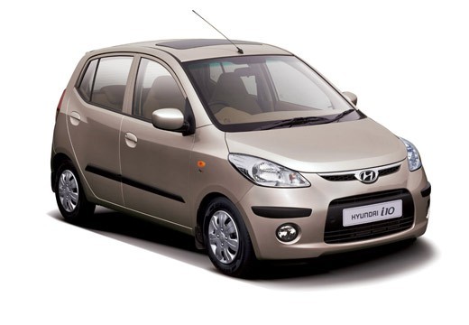 HYUNDAI-i10-1.1 SELECT MEKANİK/MANUEL (H) benzinli Birleşik yakıt tüketimi: 5 litre CO2 Emisyon Değeri (g/km): 119