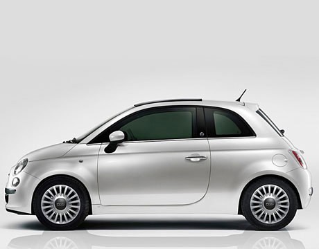 FIAT-FIAT 500 1.2 8V OT.VİT.-1.2 8V OT.VİT benzinli Birleşik yakıt tüketimi: 5 litre CO2 Emisyon Değeri (g/km): 118