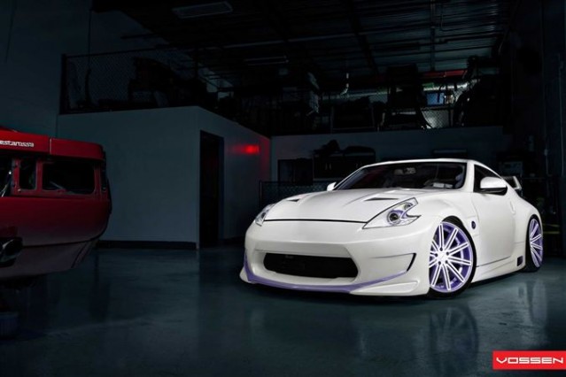 Miami merkezli Vossen firması Nissan 370 Z’i yeniden yorumladı.