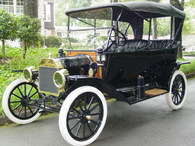 4. 1916’da dünyadaki arabaların yüzde 55’i T Ford modeldi.