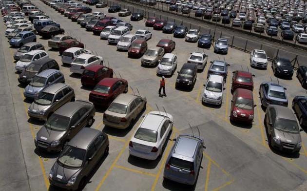 Chevrolet'nin Türkiye'den çekilmesi haberini basınla birlikte e-posta yoluyla öğrendiklerini ileten ve Chevrolet Türkiye'ye geldiğinden bu yana bayiliği bulunan Erdemir Otomotiv Yönetim Kurulu Başkanı Yüksel Erdemir,