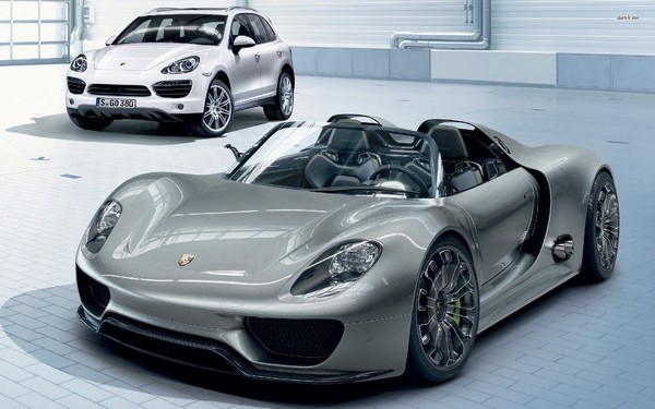 Çinli Chery markasına transfer olmadan önce Türk tasarımcı Hakan Saraçoğlu tarafından tasarlanan Porsche 918 Spyder, sonunda üretime hazır hale geldi.