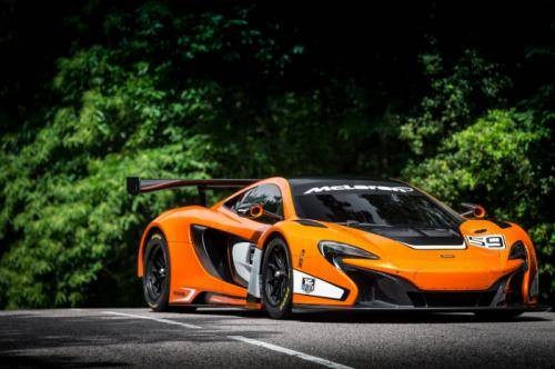 Mclaren, 12 GT3'ün ardından 650S coupe'nin yol versiyonundan baz alınan 650S GT3'ü tanıttı.