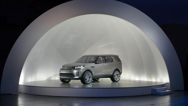 Land Rover yeni Vision Concept ile Discovery ailesinin geleceğine ışık tutuyor.