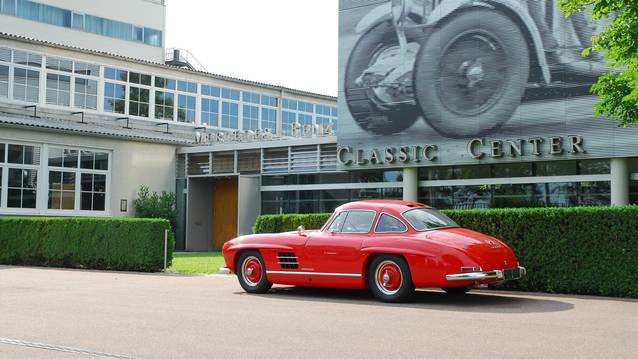 Mercedes-Benz'in klasik otomobillerine ev sahipliği yapan Mercedes-Benz Classic Center'ı yakından tanıyın.