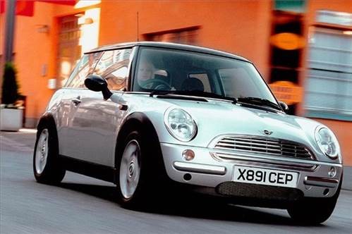 BMW modern Mini tasarımlarını 2001’de üretmeye başladı.