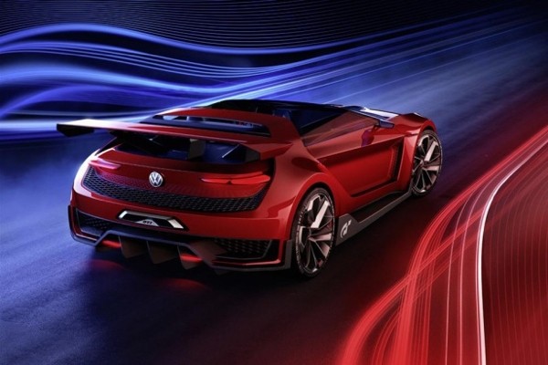 Volkswagen gişe rekorları kıran video oyunu 'Gran Turismo 6' için yarattığı, 2 koltuklu 'GTI Roadster Vision Gran Turismo' aracının tam ölçekli bir modelini tanıttı.