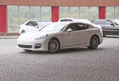 Ilıcalı bu arabaya 250 bin Euro ödemişti.