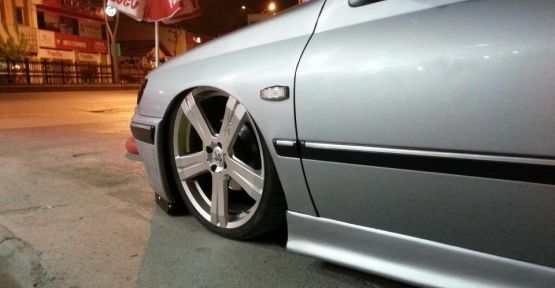 Ömür Balcı'dan Modifiyeli Peugeot 406